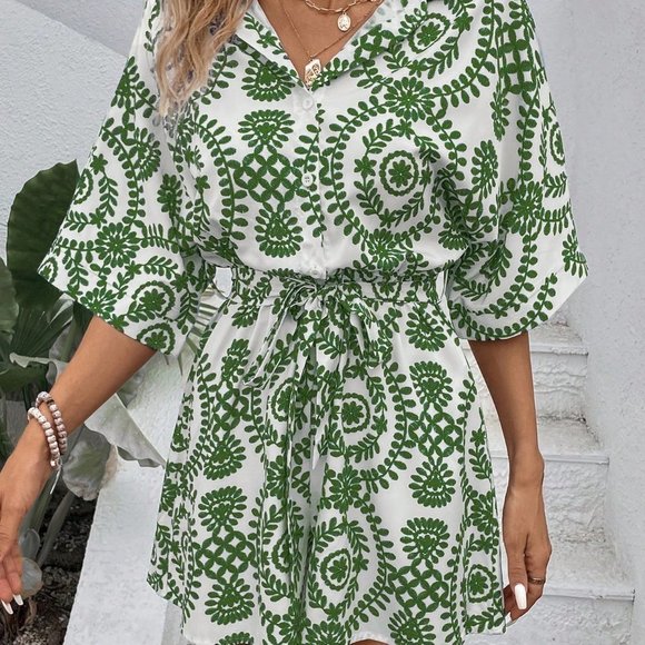 Green Boho Ladies' Printed Leisure Vacation Batwing Sleeve Belted Romper - Picture 3 of 5